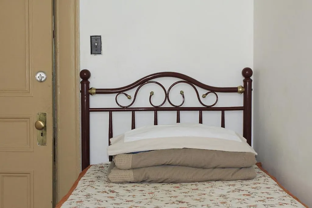Guest house Hotel Bon Soleil Montreal Canada