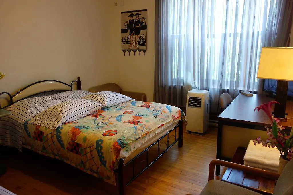 Guest house Hotel Bon Soleil Montreal