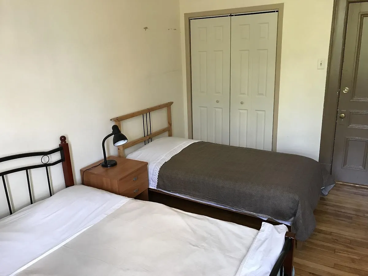 Hotel Bon Soleil Montreal Guest house